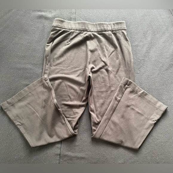 Walter Baker Cropped Bell Bottom Pants! Like New! Size Medium! - Picture 3 of 13